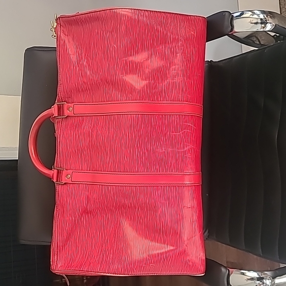 Louis Vuitton Red Epi 50 Keepall Duffle Bag Vintage - Picture 11 of 16